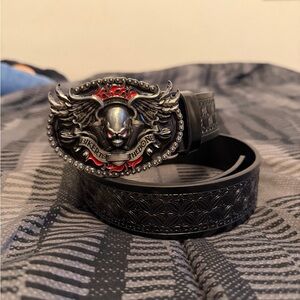 Skull Buckle Black Leather Belt